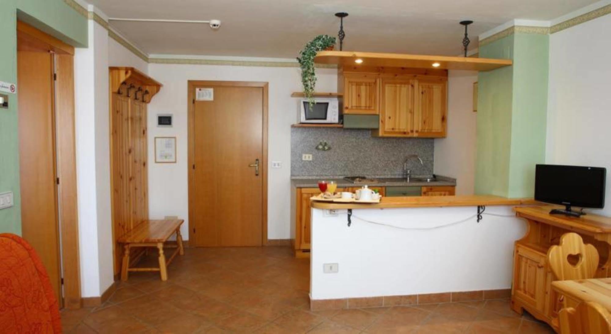 Hotel & Residence Montana Fai della Paganella Extérieur photo